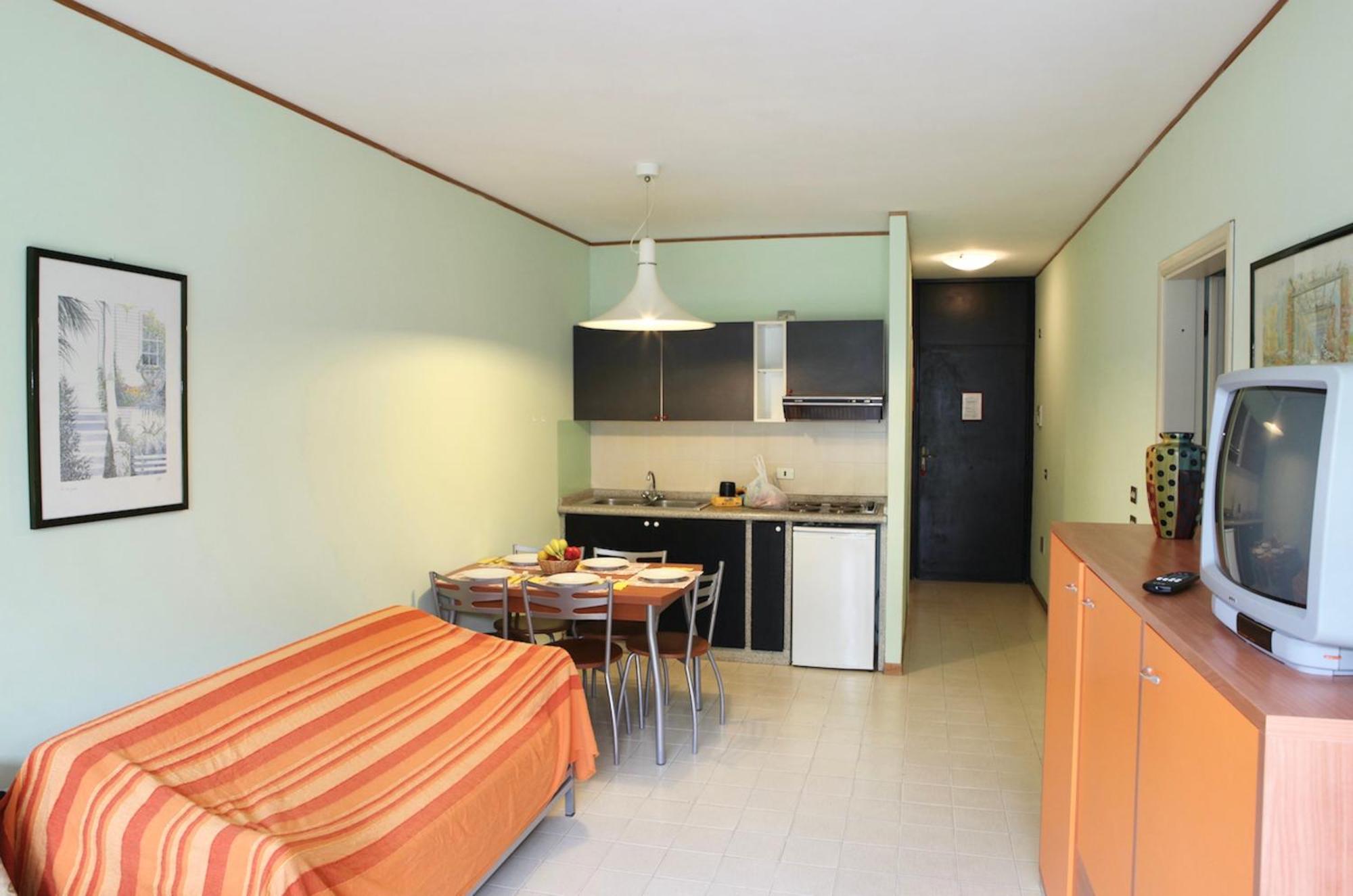 Isstravel, Holiday Homes In Marina Di Bibbona From 400 To 900 Meters From The Sea, Apartments 6 Beds With Private Outdoor Area Kültér fotó
